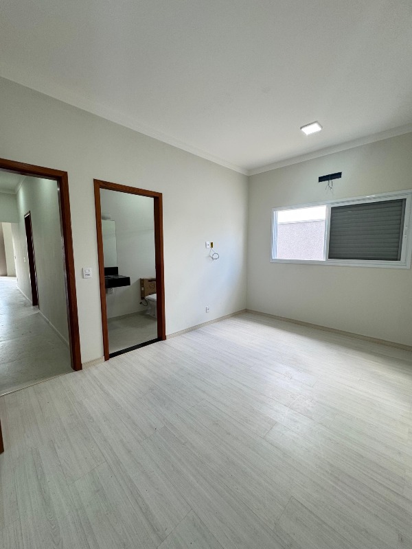 Casa à venda no Vila Popular: 