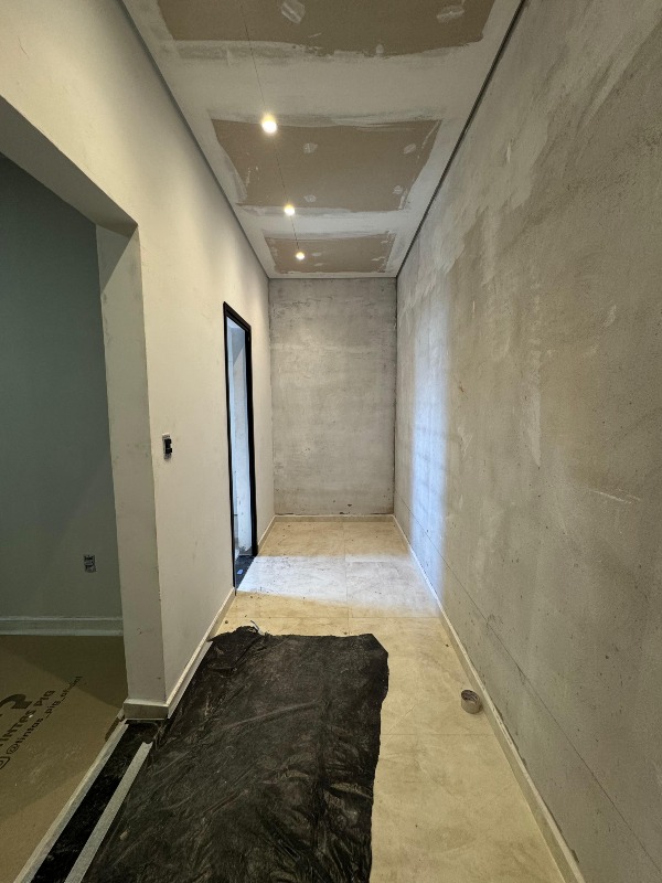 Casa em Condominio à venda no Portal dos Pinheiros II: 