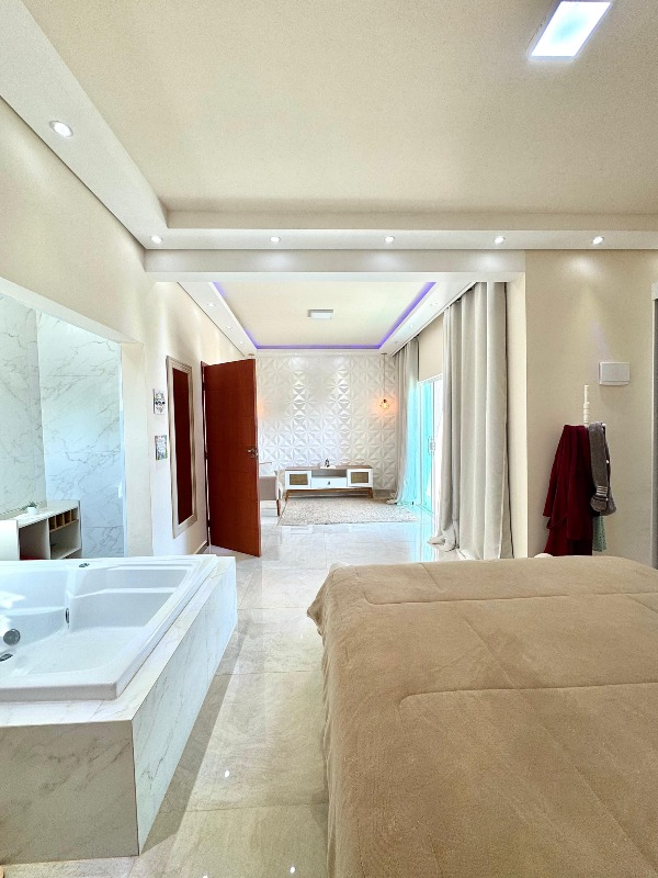 Casa em Condominio à venda no Portal dos Pinheiros II: 