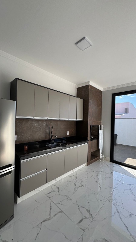 Casa em Condominio à venda no Terras de Santo Antônio: 