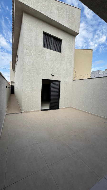 Casa à venda no Vila Carolina: 