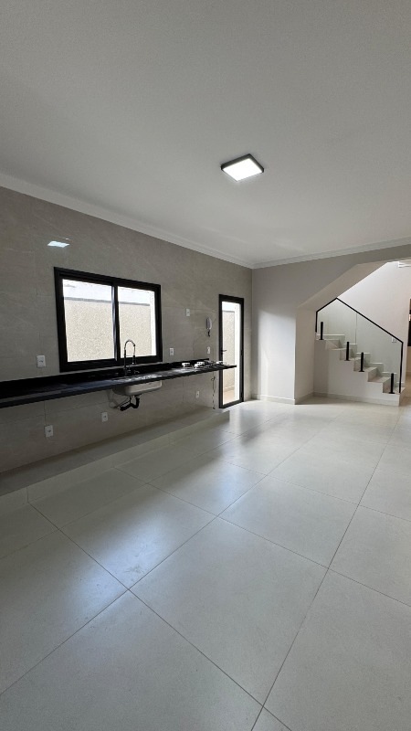 Casa à venda no Vila Carolina: 