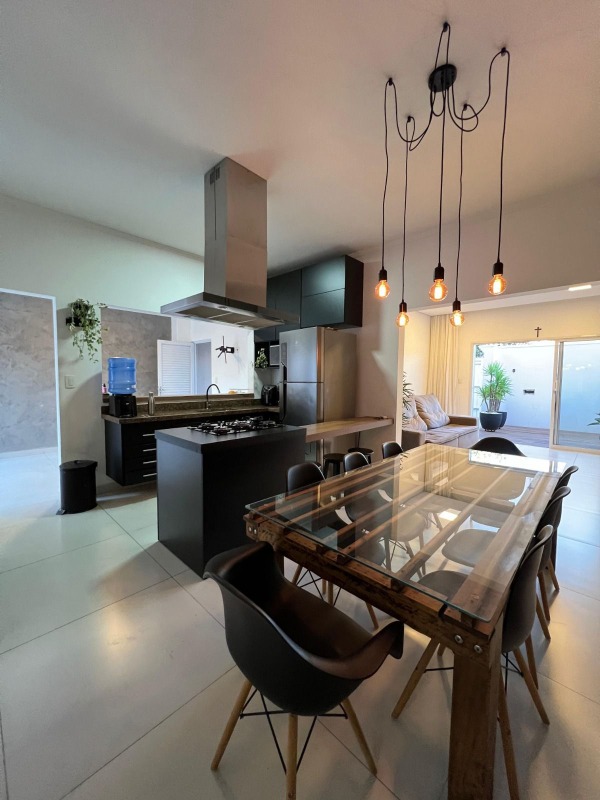 Casa à venda no Centro: 