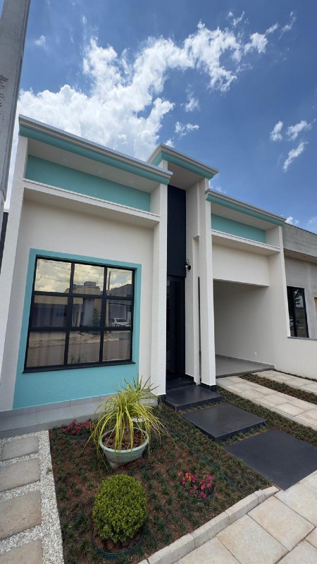 Casa em Condominio à venda no Portal dos Pinheiros II: 