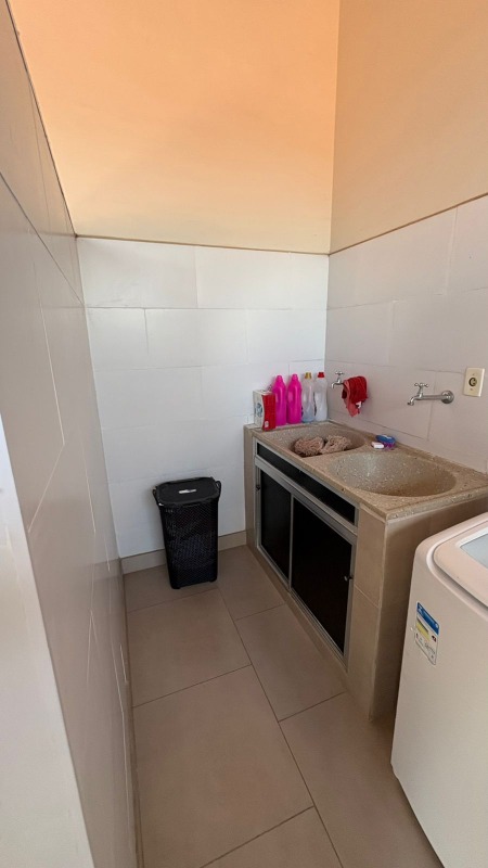 Casa à venda no Vila Carolina: 