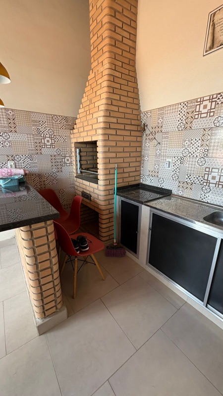 Casa à venda no Vila Carolina: 