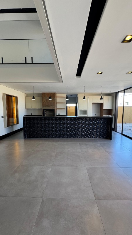 Casa em Condominio à venda no Terras de Santo Antônio: 