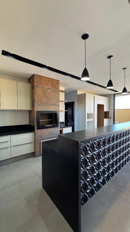 Casa em Condominio à venda no Terras de Santo Antônio: 