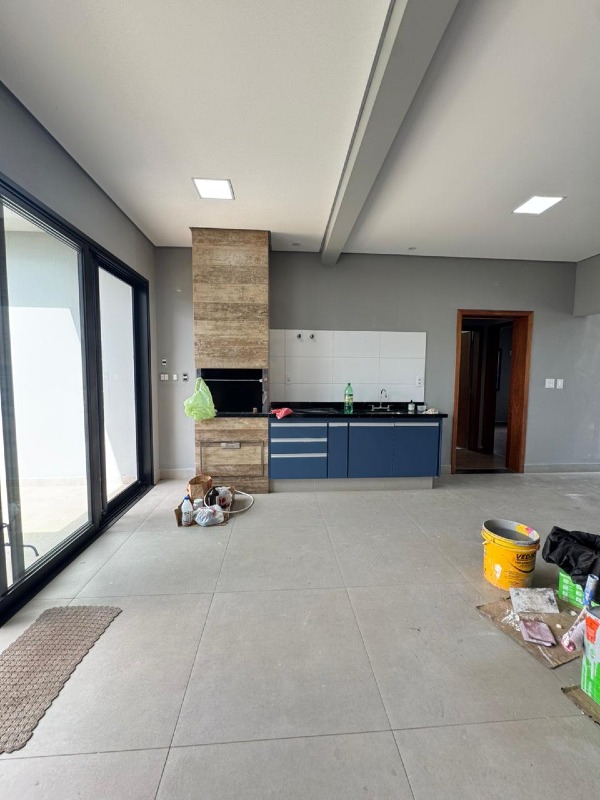 Casa em Condominio à venda no Terras de Santo Antônio: 