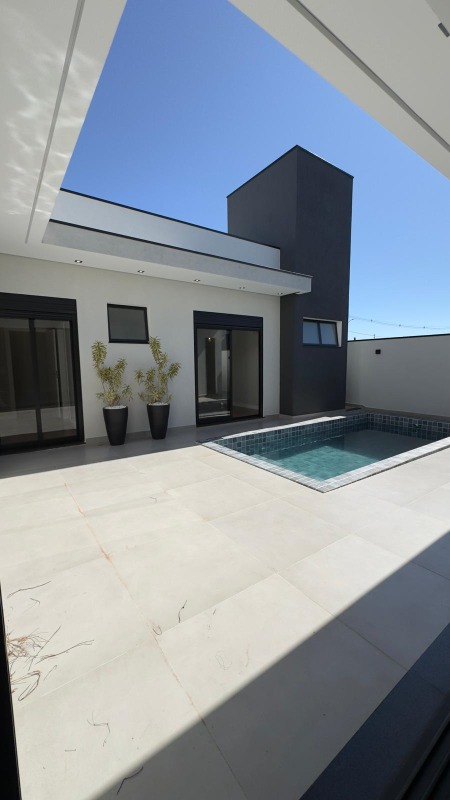 Casa em Condominio à venda no Vila Popular: 