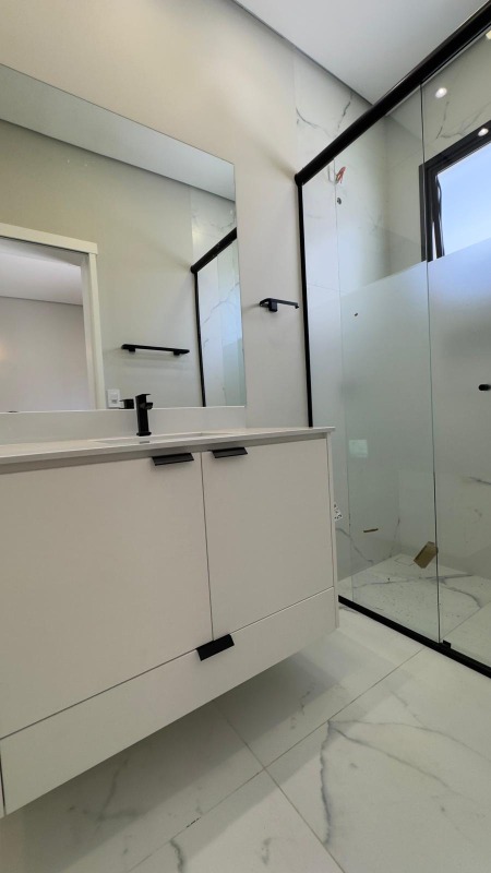 Casa em Condominio à venda no Vila Popular: 