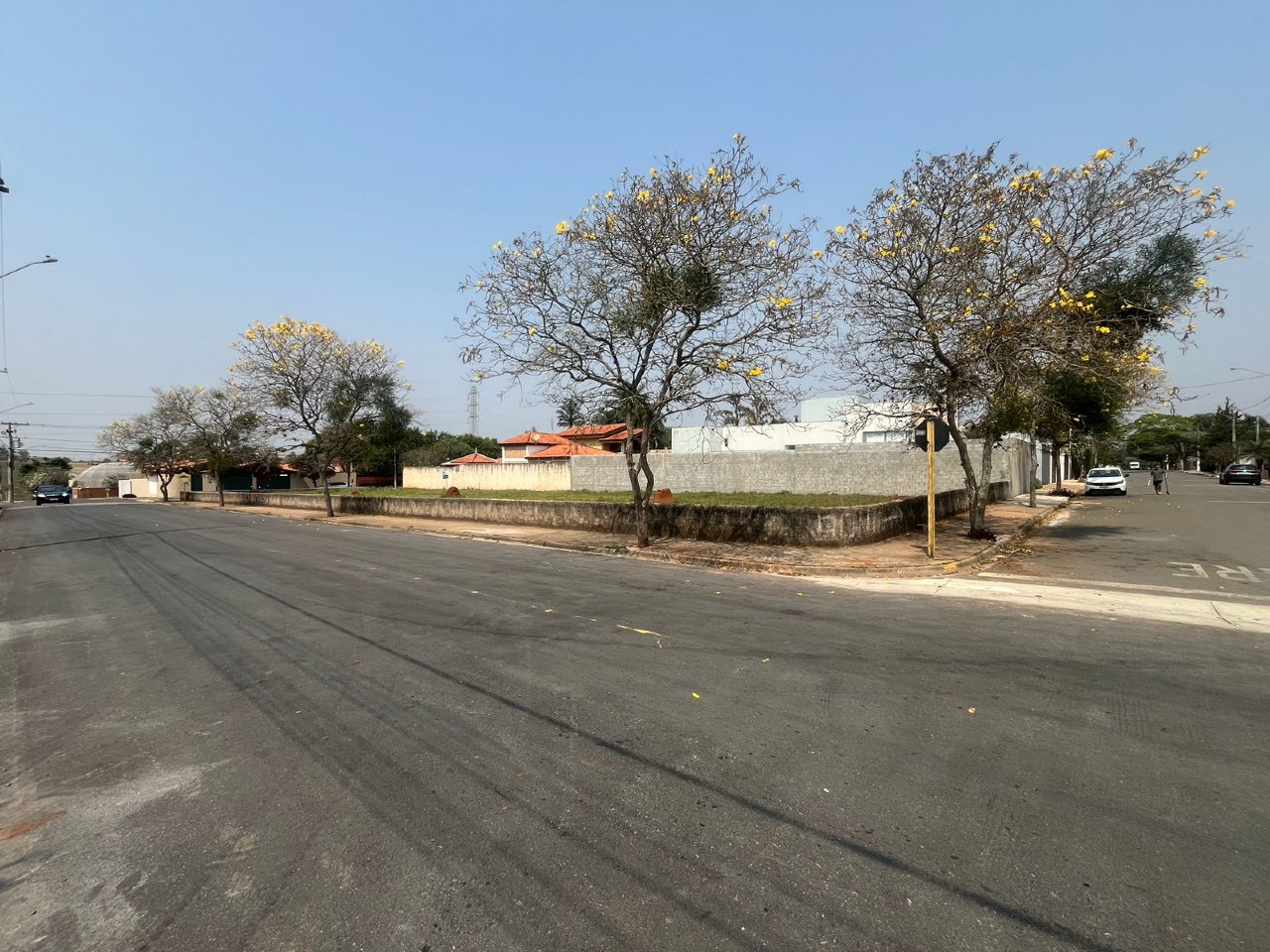 Lote à venda no Vila Nastri: 