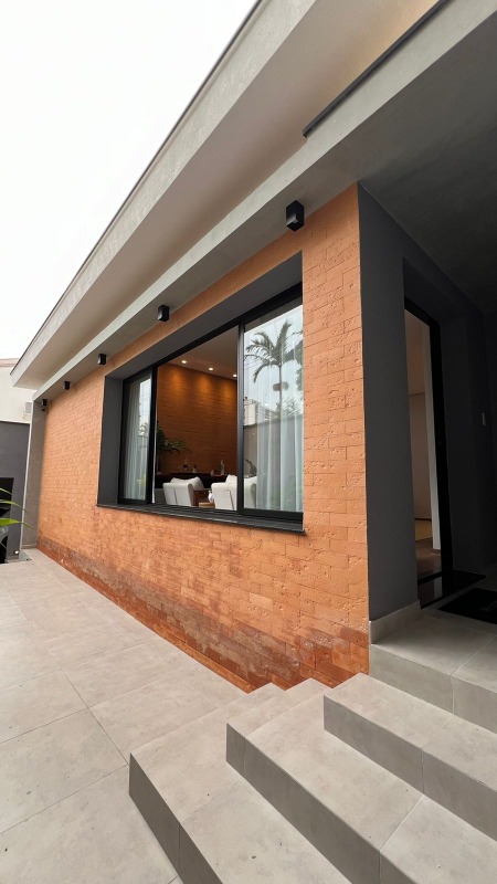 Casa à venda no Centro: 