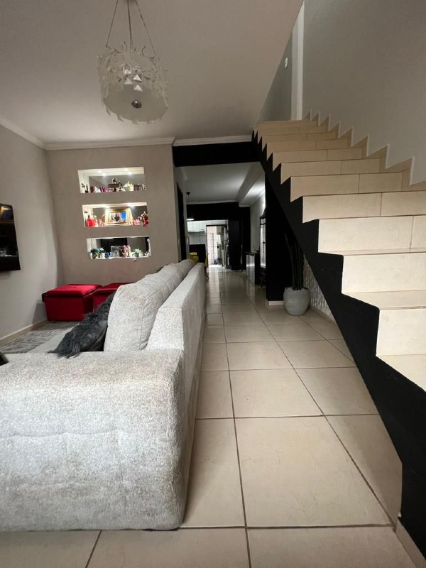 Casa à venda no Vila dos Bandeirantes: 