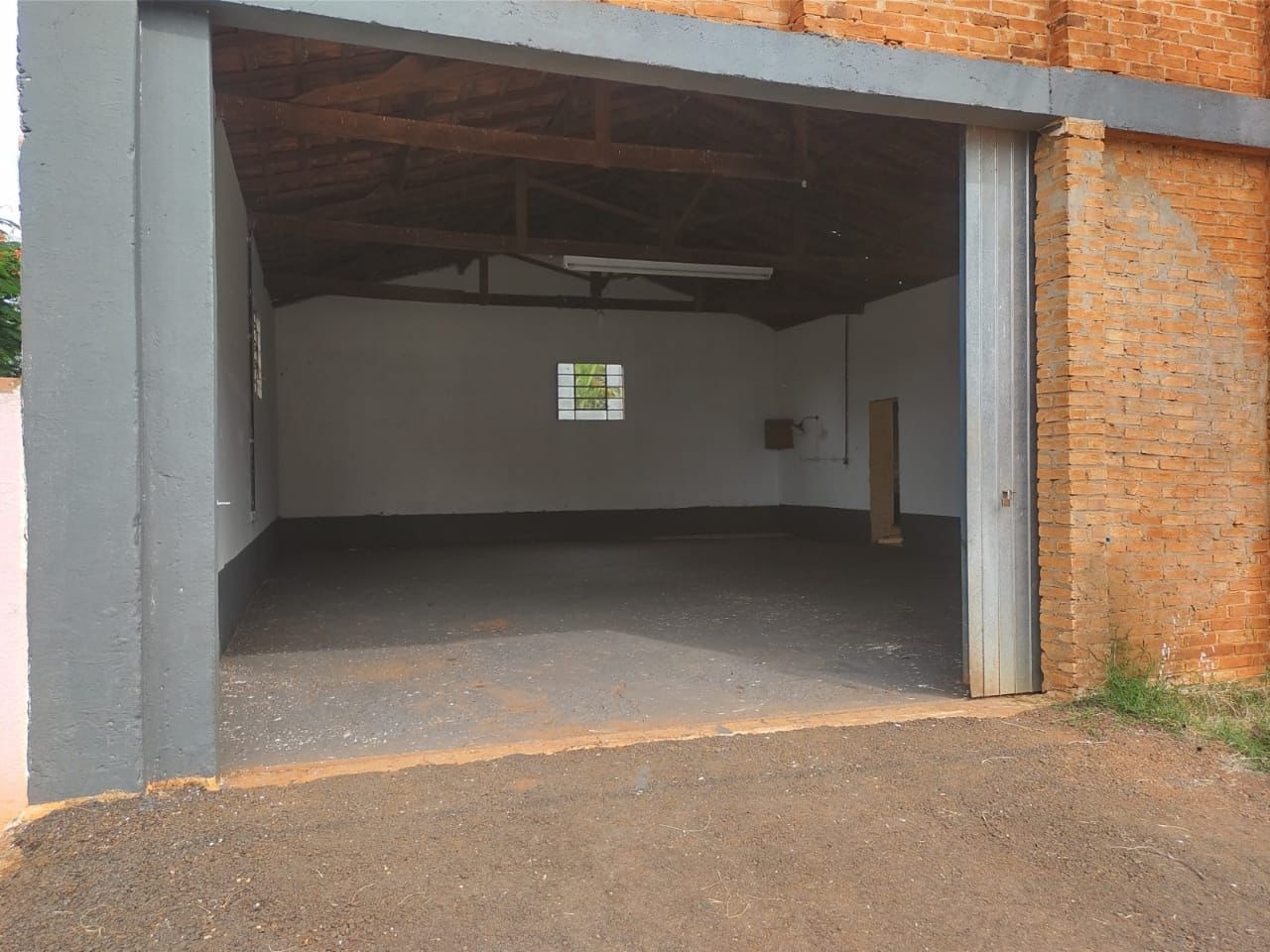 Galpão à venda no Área Rural de Angatuba: 