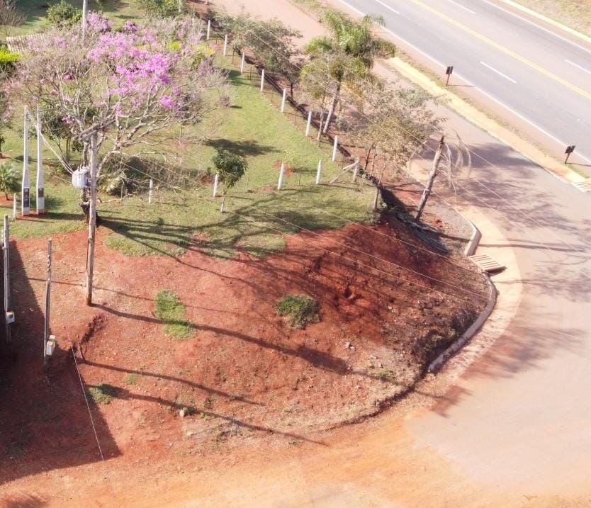 Lote à venda no Área Rural de Angatuba: 