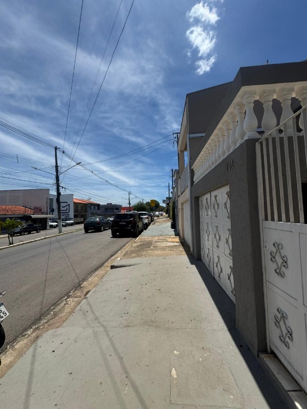 Casa à venda no Vila Asem: 