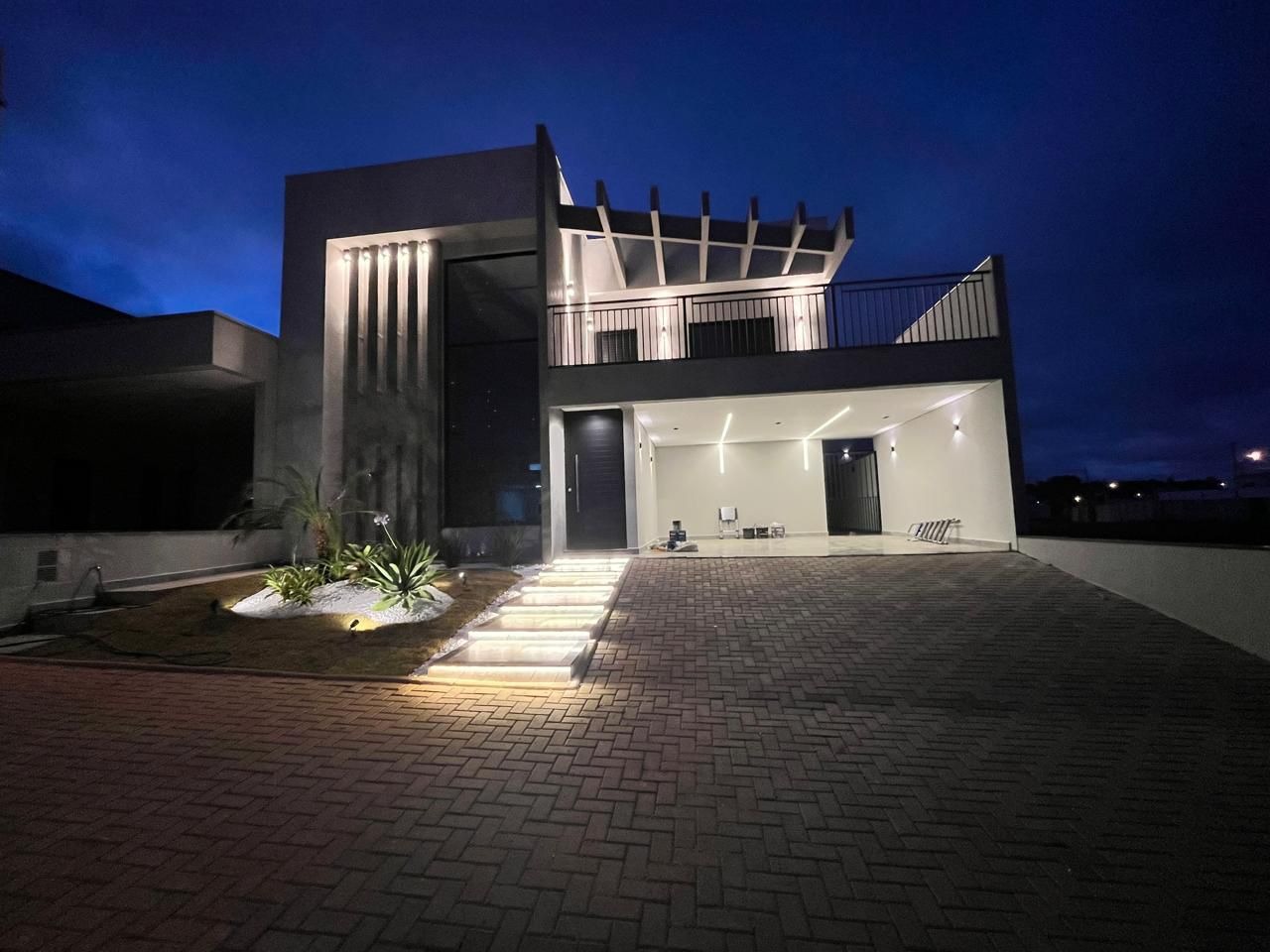 Casa em Condominio à venda no Terras de Santo Antônio: 