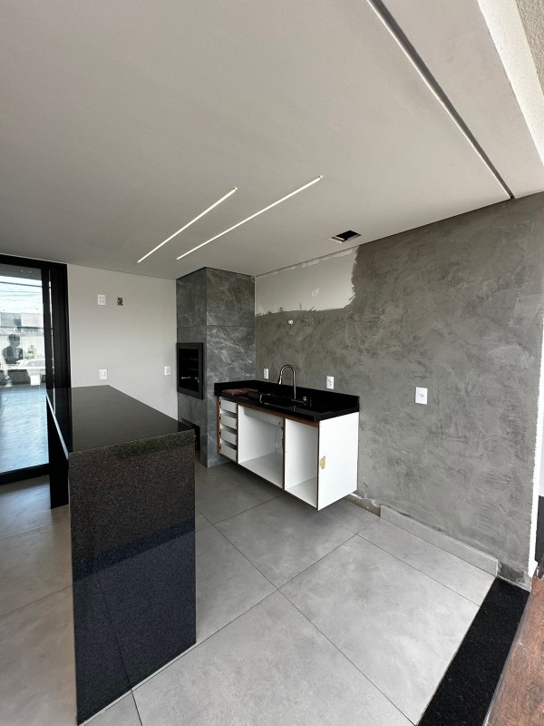 Casa em Condominio à venda no Terras de Santo Antônio: 