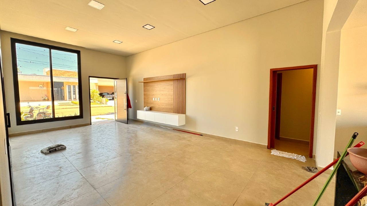 Casa em Condominio à venda no Terras de Santo Antônio: 