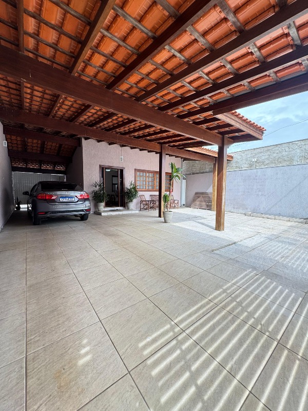 Casa à venda no Jardim Bela Vista: Garagem