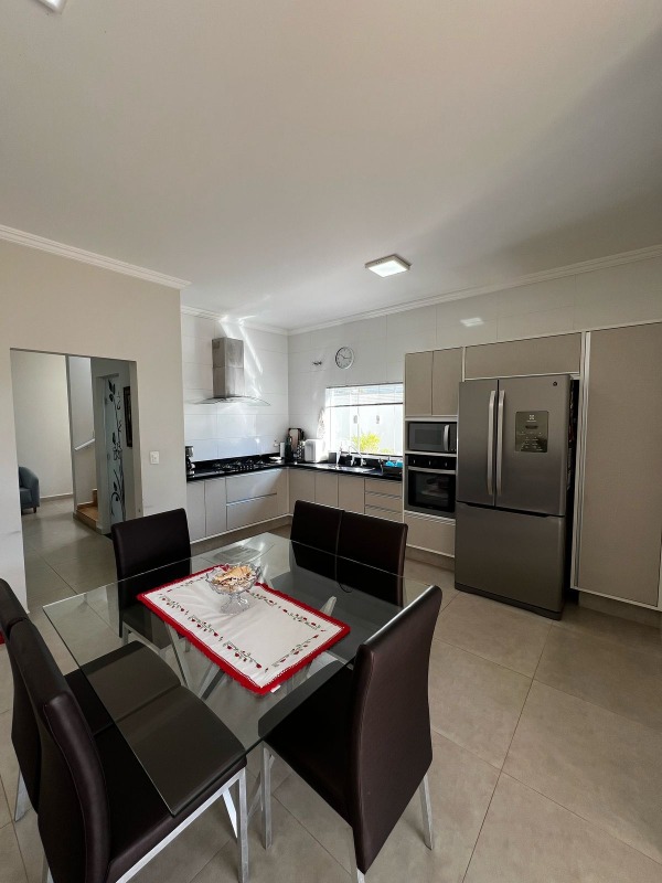 Casa em Condominio à venda no Vila Progresso: 