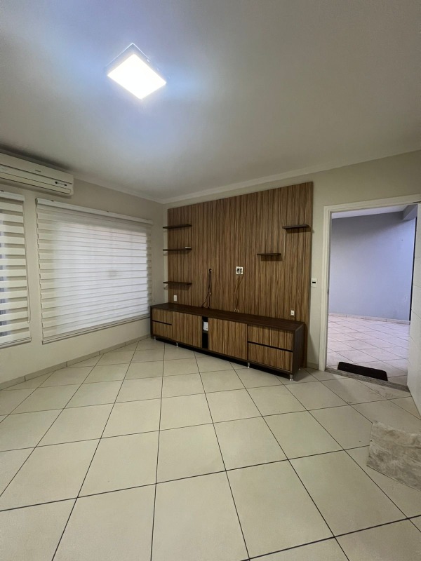 Casa à venda no Centro: 