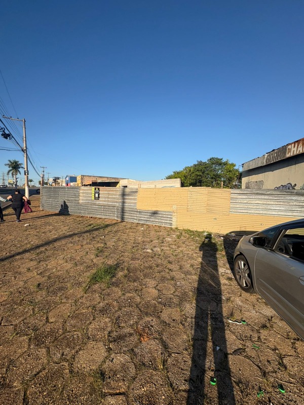 Lote à venda no Vila Leonor: 