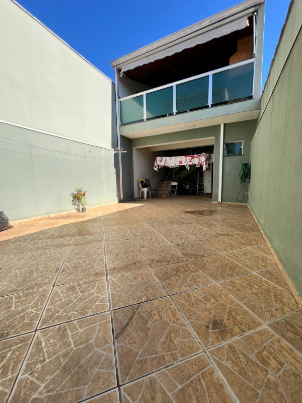 Casa à venda no Jardim Fogaça: 