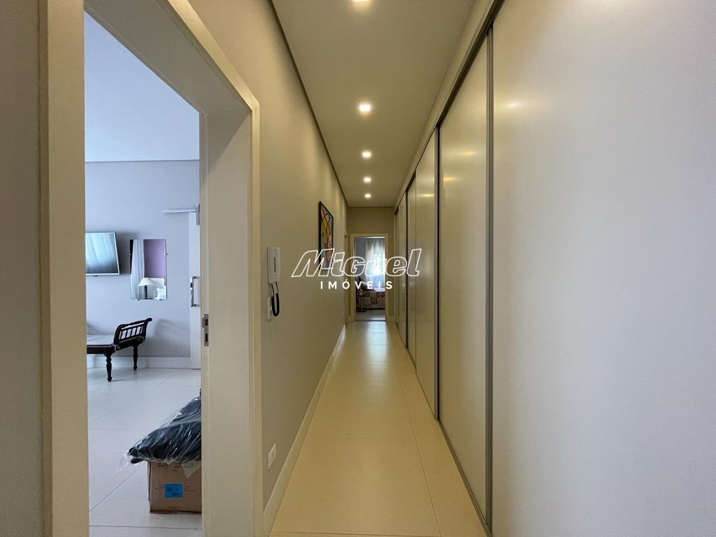 Casa em Condomínio à venda no Monte Alegre: 