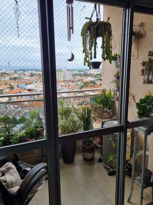 Apartamento, à venda, 3 quartos, Condomínio Edifício Cisne Branco, Higienópolis - Piracicaba: