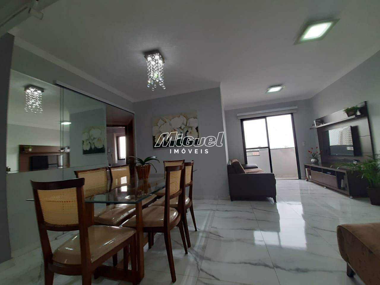 Apartamento à venda no Centro: