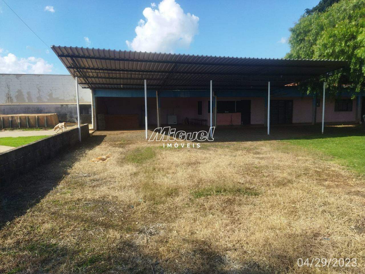 Chácara, para aluguel, Recanto dos Universitários - 3 quartos - Rio Das Pedras/SP: 