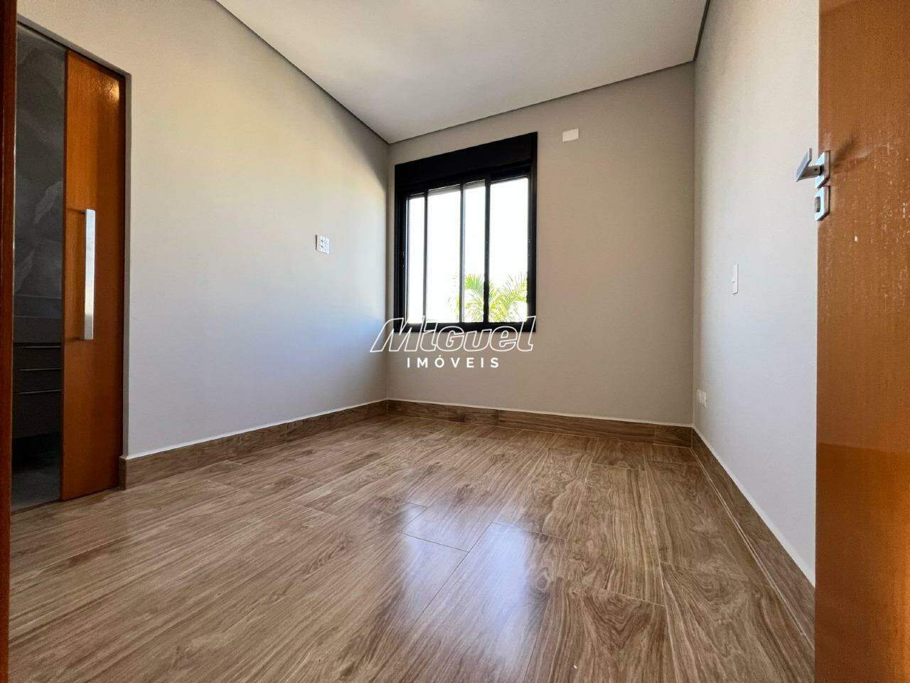 Casa em Condomínio, para aluguel, Santa Rosa - Piracicaba 4 quartos Residencial Villa D’Aquila: