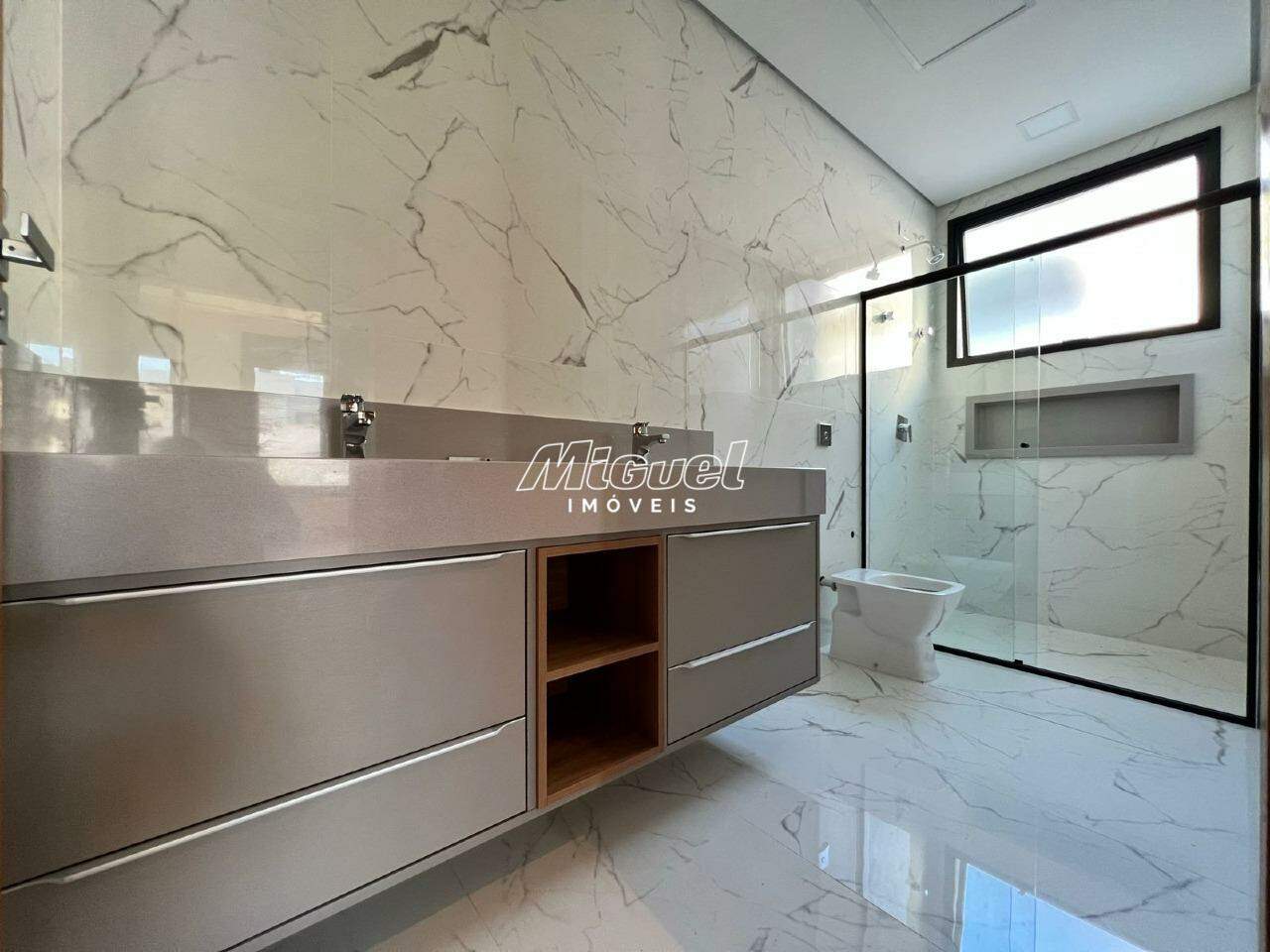 Casa em Condomínio, para aluguel, Santa Rosa - Piracicaba 4 quartos Residencial Villa D’Aquila: