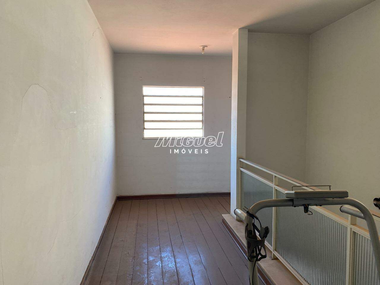 Casa Comercial, à venda, Centro - 3 quartos - Piracicaba/SP:
