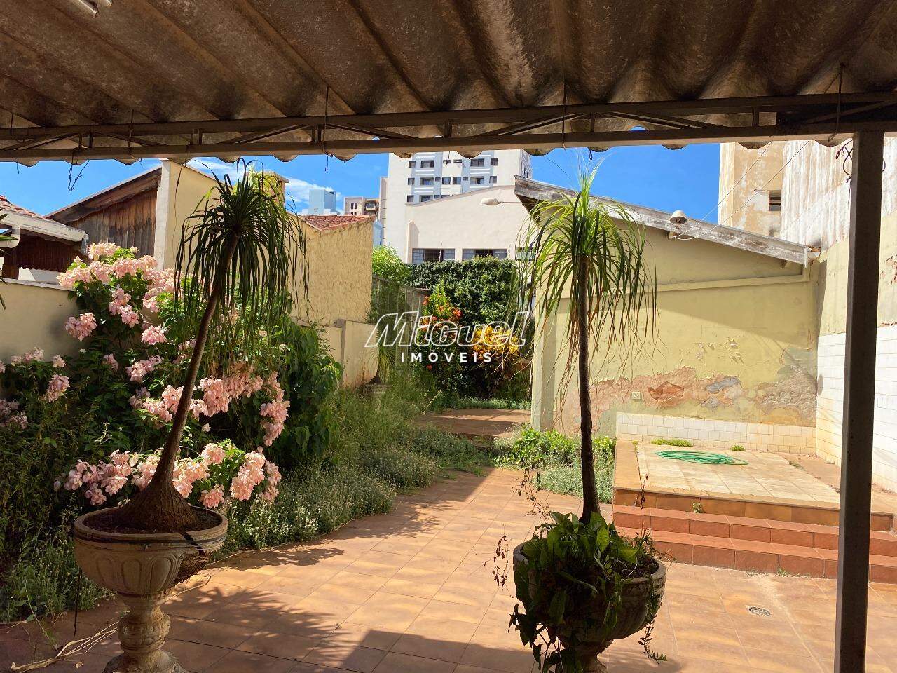 Casa Comercial, à venda, Centro - 3 quartos - Piracicaba/SP: