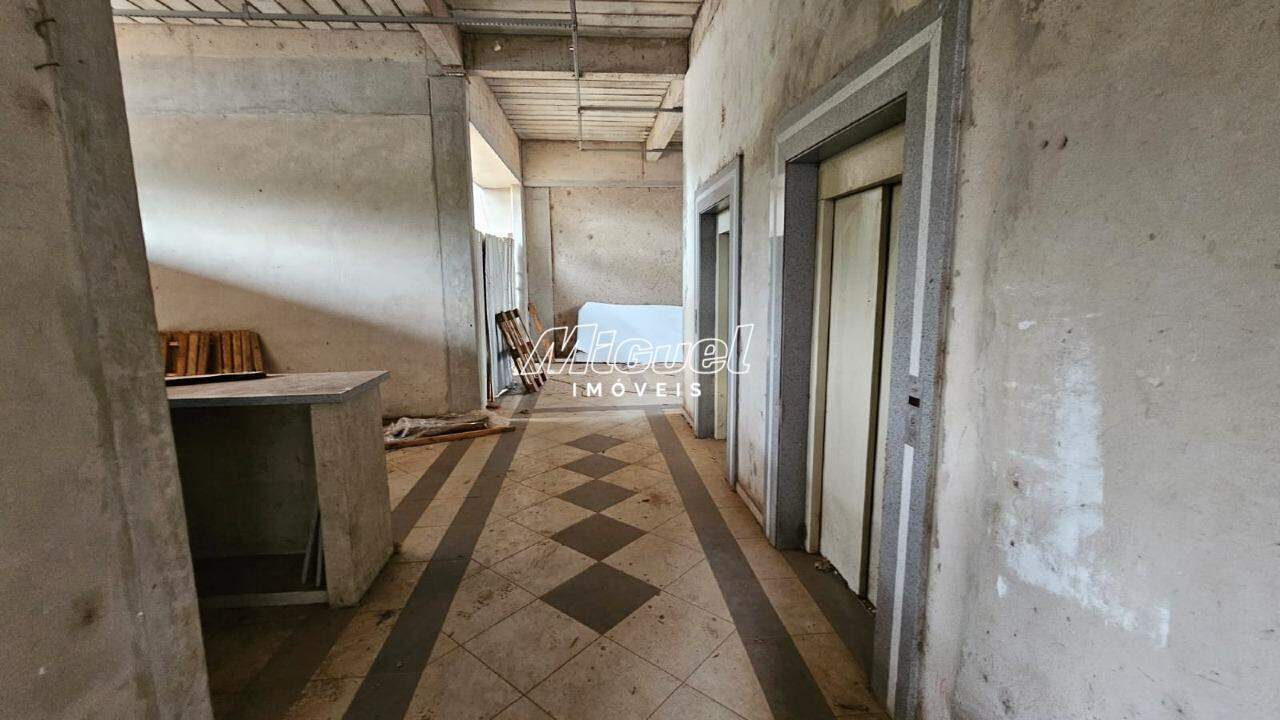 Prédio Comercial para aluguel no Vila Monteiro: 