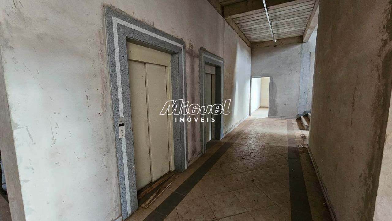 Prédio Comercial para aluguel no Vila Monteiro: 