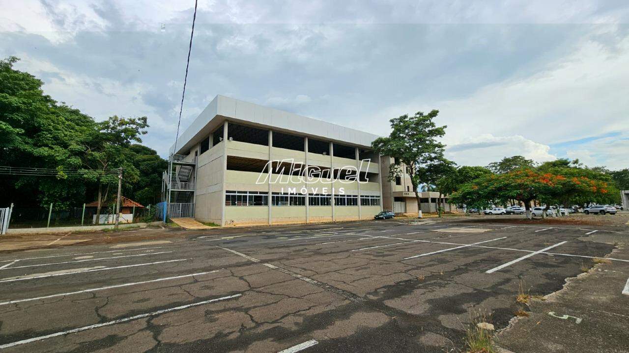 Prédio Comercial para aluguel no Vila Monteiro: 