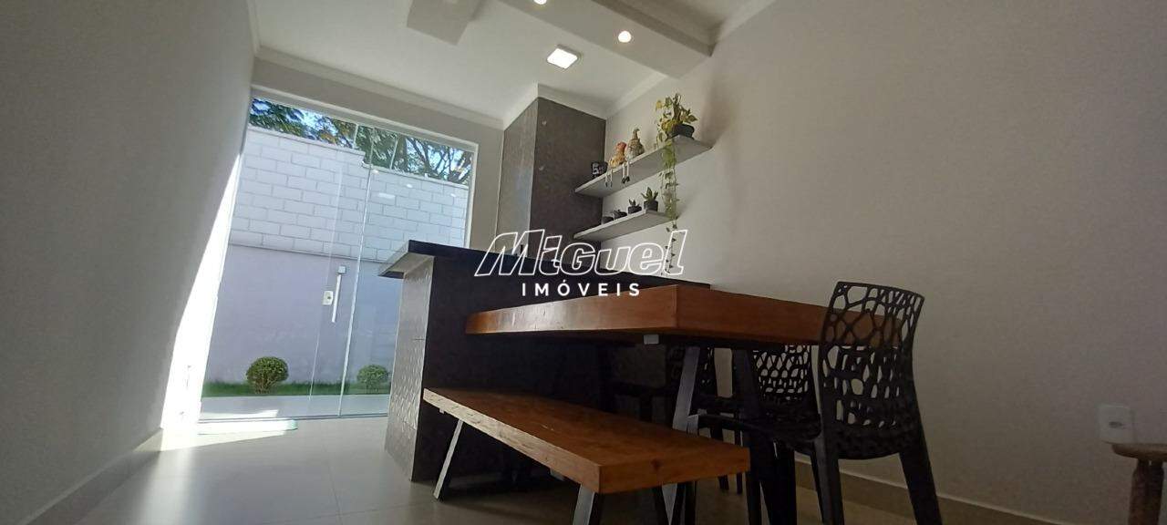 Casa em Condomínio à venda no Jardim Califórnia: 