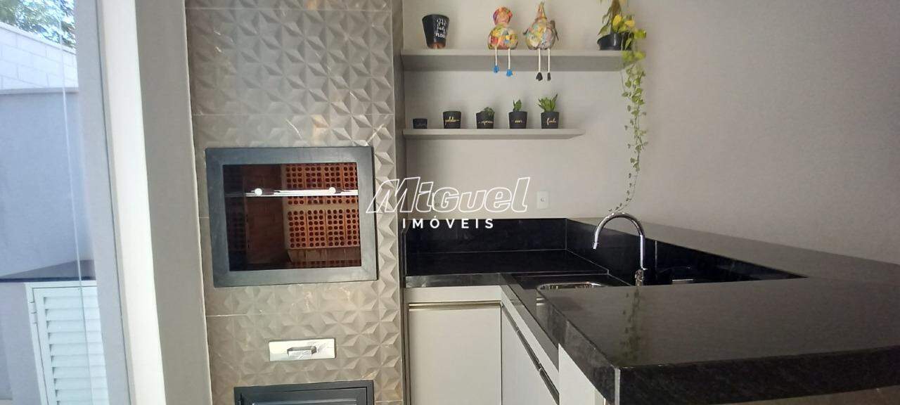 Casa em Condomínio à venda no Jardim Califórnia: 