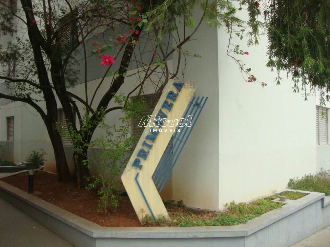 Apartamento, à venda, Jardim Caxambu - 3 quartos Condomínio Portal das Flores - Piracicaba/SP: