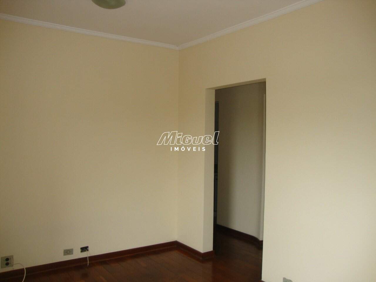 Apartamento, à venda, Jardim Caxambu - 3 quartos Condomínio Portal das Flores - Piracicaba/SP: