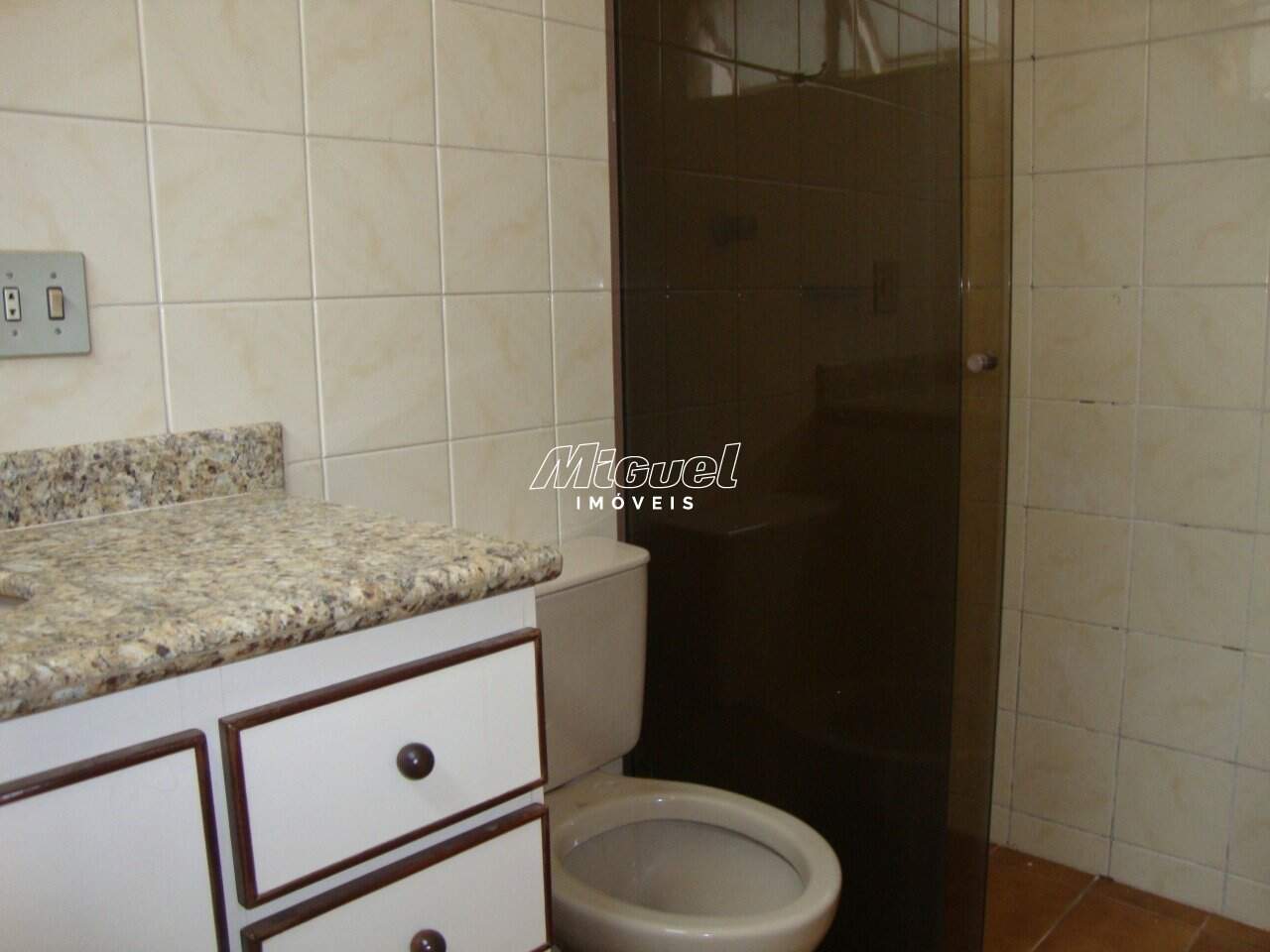 Apartamento, à venda, Jardim Caxambu - 3 quartos Condomínio Portal das Flores - Piracicaba/SP: