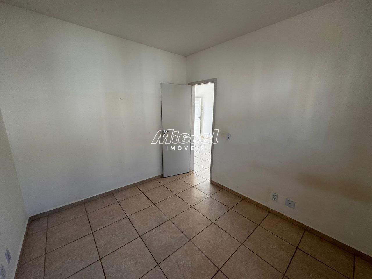 Casa em Condomínio para aluguel no Parque Piracicaba: 