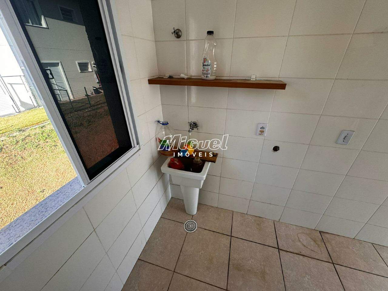 Casa em Condomínio para aluguel no Parque Piracicaba: 