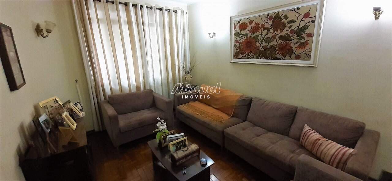 Casa, à venda, Centro - 4 quartos - Piracicaba/SP: 