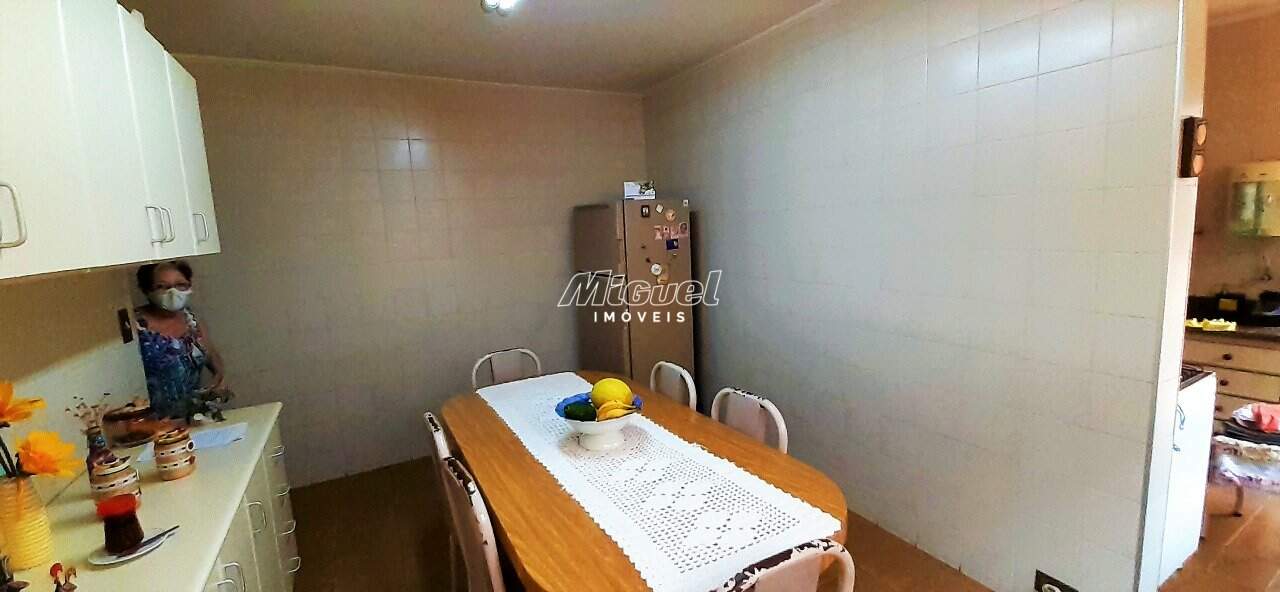 Casa, à venda, Centro - 4 quartos - Piracicaba/SP: 
