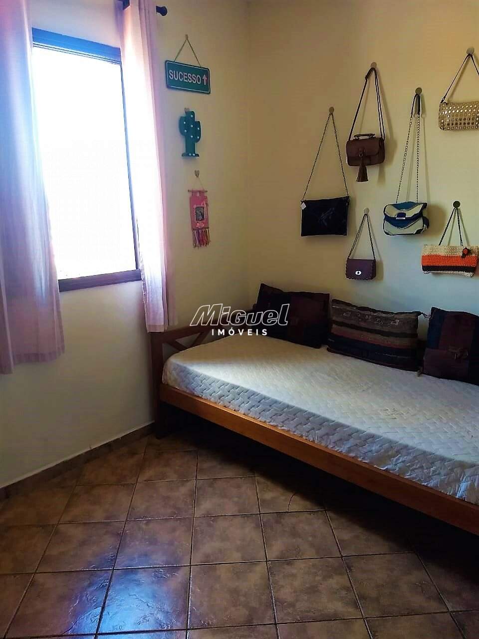 Apartamento, à venda, Centro - 3 quartos Condomínio Edifício Nova York - Piracicaba/SP: 